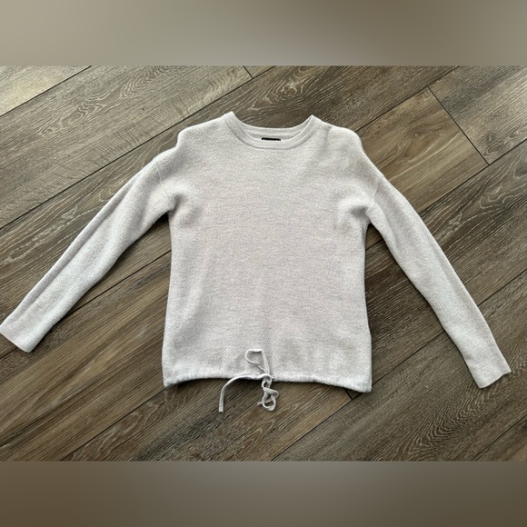 Nicole Miller Light Gray Merino Wool Sweater/ woman’s S - Picture 9 of 15